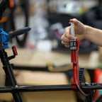 Sangrado de frenos  Purgado de frenos Taller de bicicleta Taller Búho Ciclo taller Búho taller de bicicletas San Bernardo Servicio Tecnico Frenos Magura Shimano Sram Caliper Maneta Disco de freno Maneta de freno bicicleta  Pastilla de Freno bicicleta 